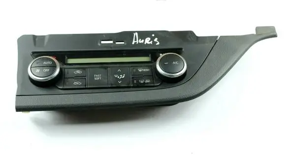 Toyota Auris 150 Climate control unit 5590002790