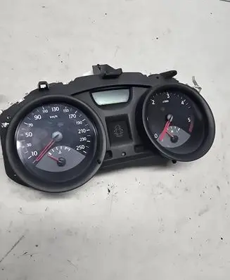 Renault Megane II Speedometer (instrument cluster) 8200399693