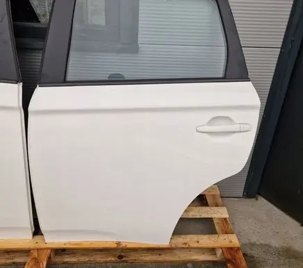 Mitsubishi Outlander Rear door 1602202515531