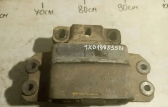 Volkswagen Golf V Engine mount bracket 1K0199555N