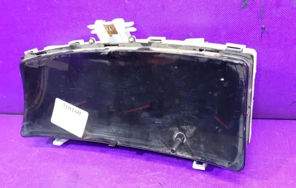 Toyota Corolla E120 E130 Speedometer (instrument cluster) 8380002760