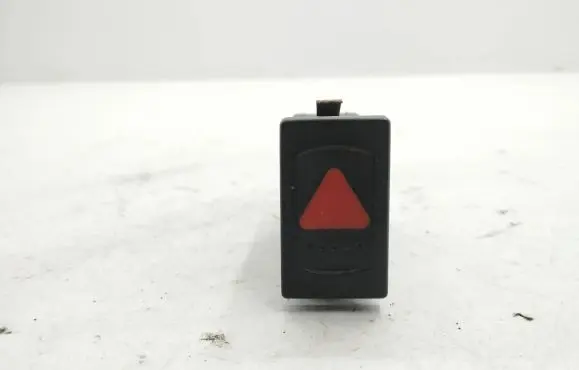 Volkswagen PASSAT B5 Hazard light switch 3B0953235B