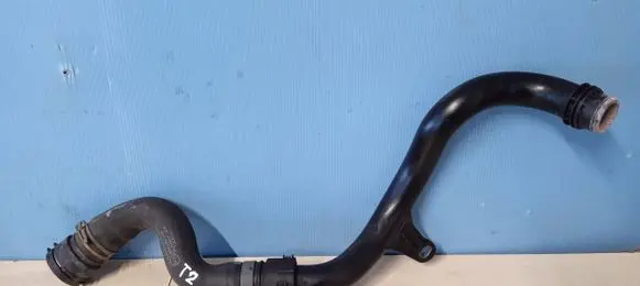 Audi A5 Engine coolant pipe/hose 8W0122101H 04L121071G