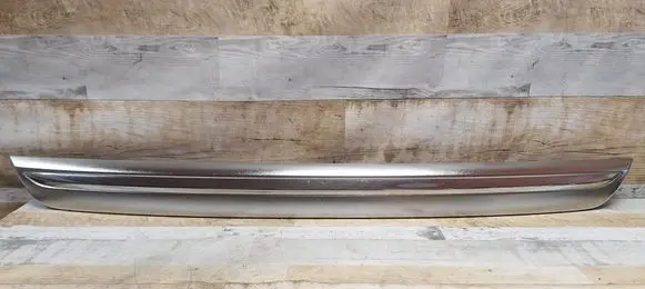 Honda FR-V Tailgate trim 74890