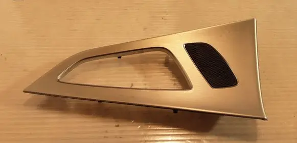 Other rear door trim element
