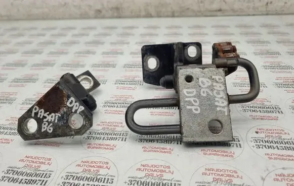Volkswagen PASSAT B6 Front door hinge set 3C0831402C