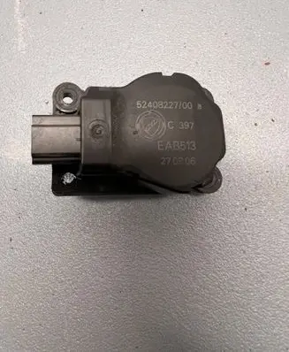 Alfa Romeo 159 Air flap motor/actuator 5240822700