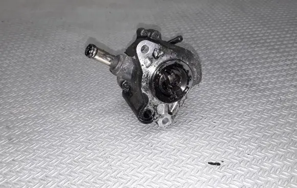 Toyota Corolla Verso E121 Vacuum pump 2930027010