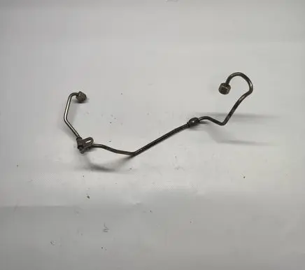 Infiniti FX Fuel injector supply line/pipe 