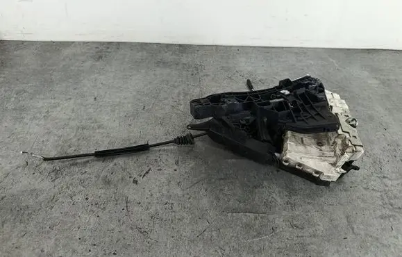 Mercedes-Benz A W169 Rear door lock 1697302135