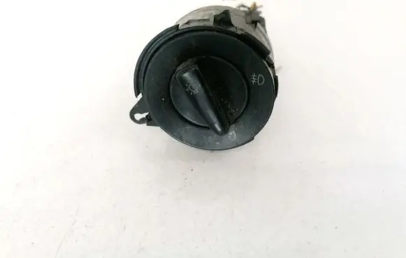Volkswagen New Beetle Light switch 1C0941531