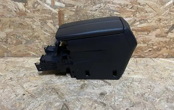 Peugeot 508 II Armrest 9850403777
