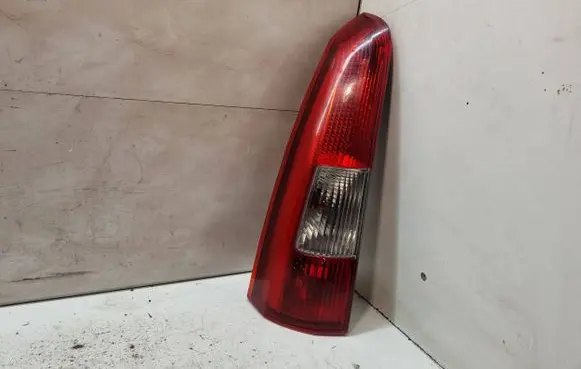 Volvo V70 Rear/tail lights 9154493