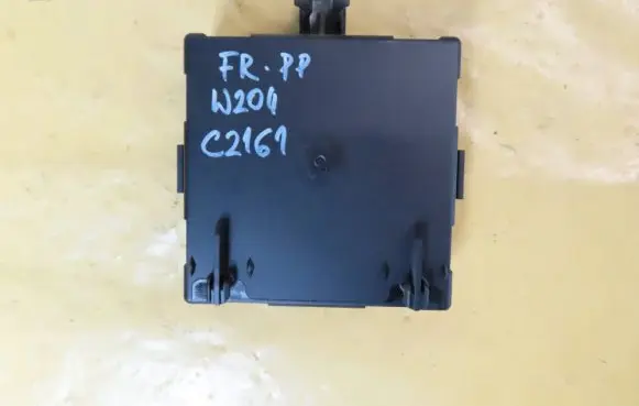 Mercedes-Benz C W204 Door control unit/module A2048702126