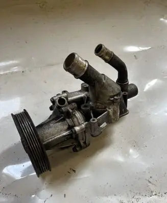 SsangYong Kyron Water pump 6652000301 6642000101