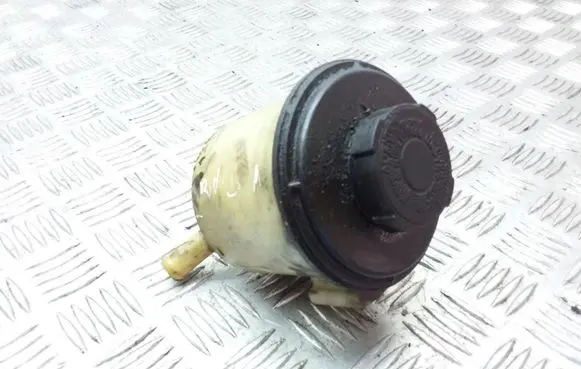 Nissan Almera Tino Power steering fluid tank/reservoir