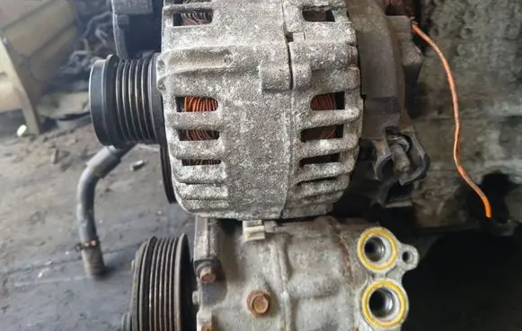 Ford Grand C-MAX Generator/alternator AV6N10300GC
