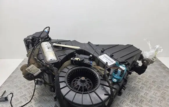 Audi Q7 4L Interior heater climate box assembly 4L0820004C 52409155 DB016117