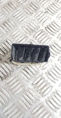 Volvo XC90 Dashboard air vent grill cover trim 31455191