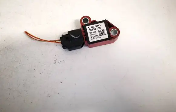 Volvo V50 Airbag deployment crash/impact sensor 30737138
