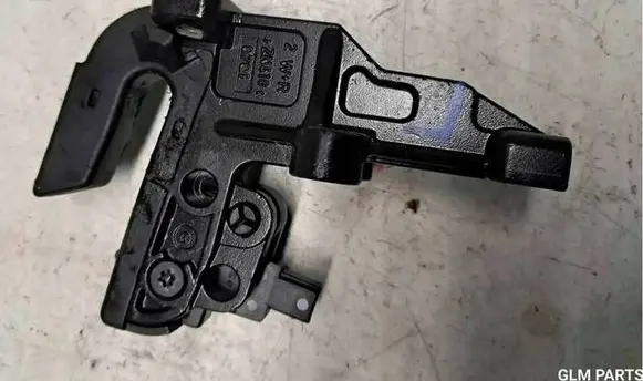 Mercedes-Benz CLK A209 C209 Convertible roof lock/latch 2098201910