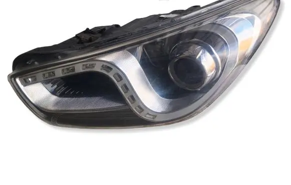 Hyundai i40 Headlight/headlamp 921013ZXXX 921013Z095 921013Z090