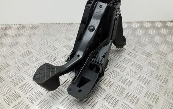Volkswagen Golf VII Brake pedal 5Q1721058CS