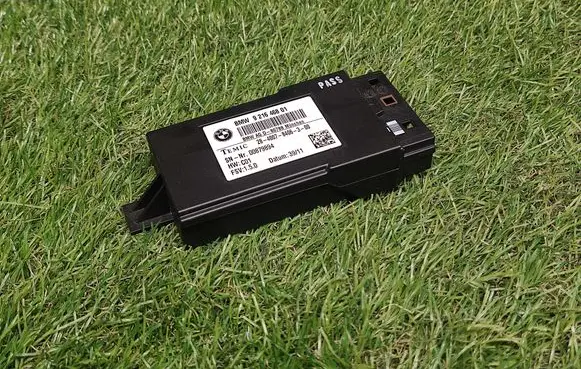 BMW 3 F30 F35 F31 Seat heating relay 9216468 921646801