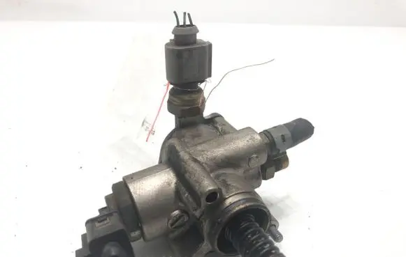Audi A6 Allroad C6 Fuel injection high pressure pump 06F127025H