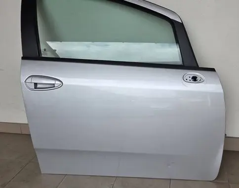 Fiat Punto Evo Front door