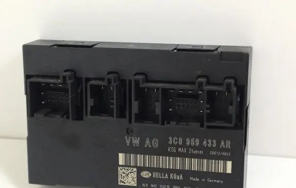 Volkswagen PASSAT CC Comfort/convenience module 3C0959433AR