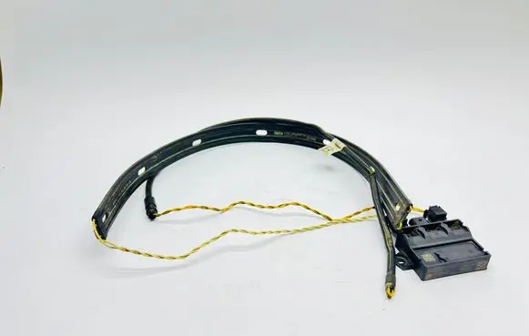 BMW 5 G30 G31 G38 Tailgate sensor 10237711 54044A102 C93277113