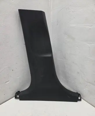 (B) pillar trim (bottom)