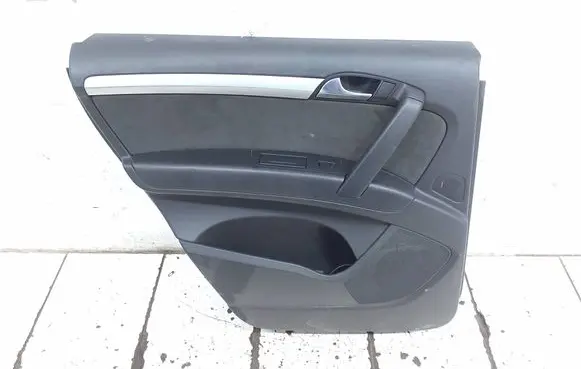Audi Q7 4L Rear door card panel trim 4l0967305B