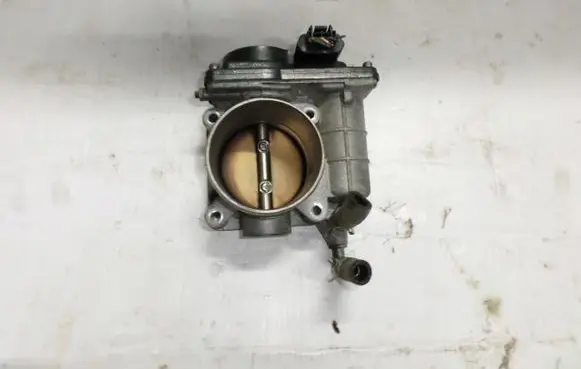 Infiniti EX Throttle body valve 
