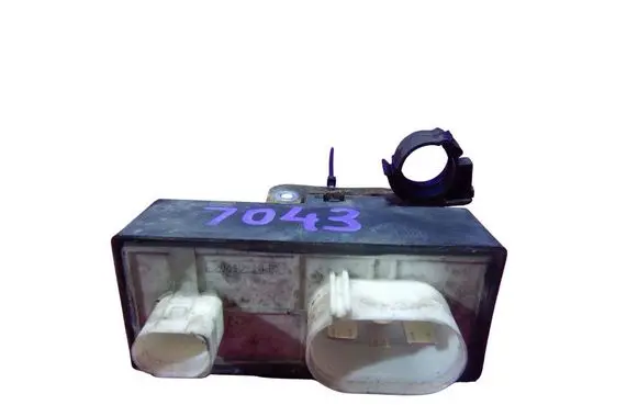 Skoda Roomster (5J) Fan control module 