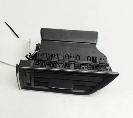 Skoda Superb B8 (3V) Dashboard air vent grill cover trim 3V0819701D
