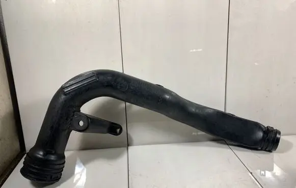 Audi A4 S4 B6 8E 8H Intercooler hose/pipe 3B0145762C