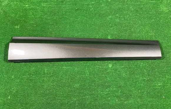 Audi Q3 FJN Front door trim (molding) 83H853960C