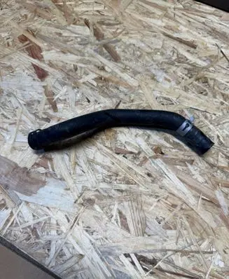 Air intake hose/pipe