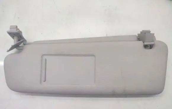 Volkswagen Touareg II Sun visor