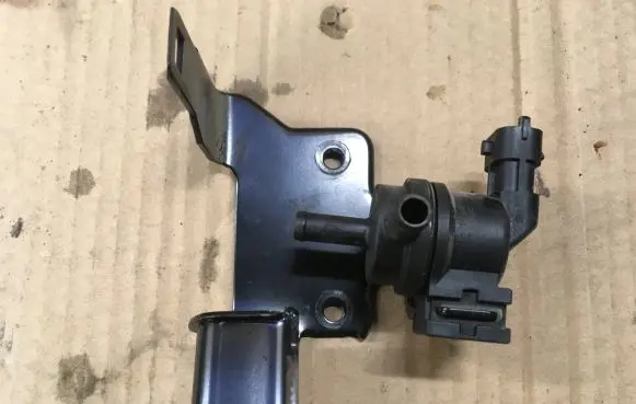 Hyundai Ioniq Valve vacuum 2901003HA0 3534203AC0