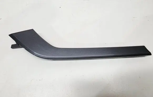 Audi SQ7 Front door trim bar 4M0867409NJQ2 4M0867409N