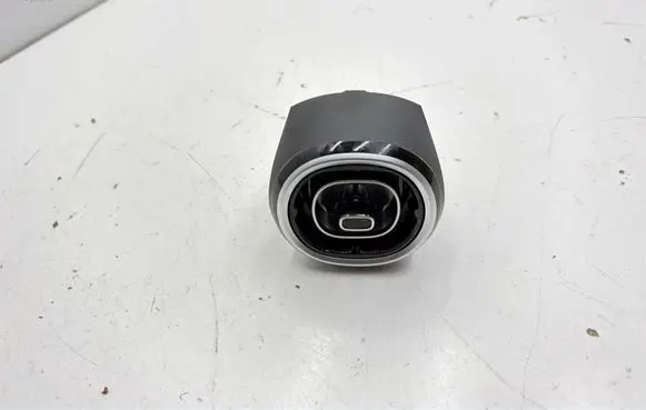 Mercedes-Benz C W206 Dash center air vent grill A2068304001 547359 030523L2