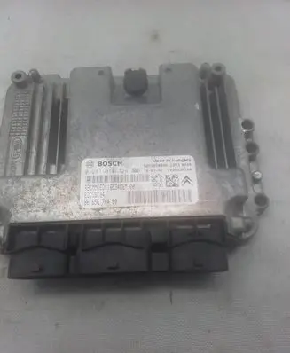 Citroen C4 I Picasso Engine control unit/module 0281014729