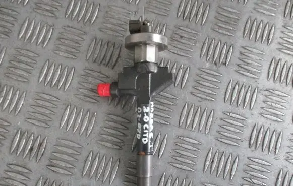 Mazda 6 Fuel injector 08612712
