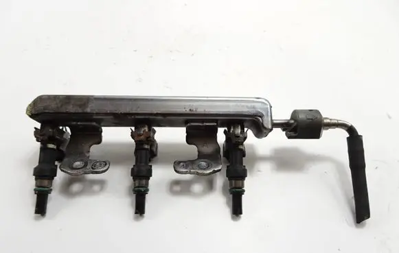 Nissan Note (E12) Fuel injector FBY11H0 H005114