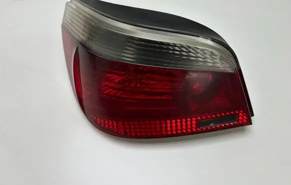 BMW 5 E60 E61 Rear/tail lights 6910767