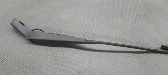Hyundai Accent Rear wiper blade arm 