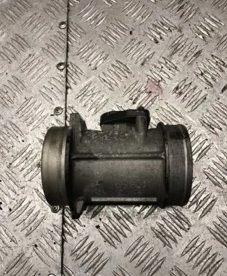 Audi A6 S6 C5 4B Mass air flow meter 059906461D AFH7025C